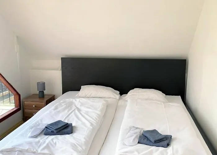 Penzion Pláž * Slapy (Prague-West)