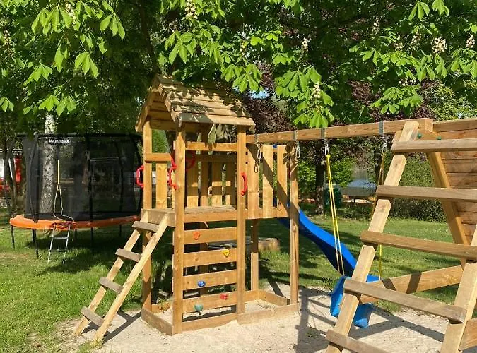 Penzion Pláž Affittacamere Slapy (Prague-West)